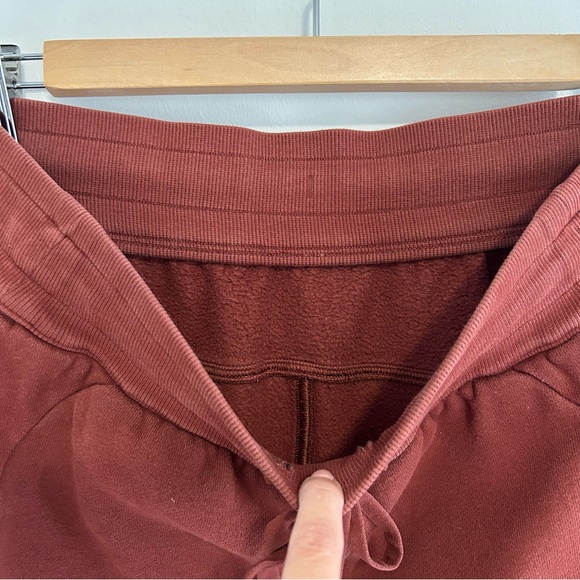 Lululemon athletica scuba high rise joggers maroon - Picture 7 of 12